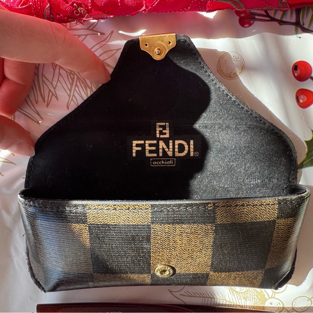 90s Authentic FENDI Style 198 Red Sunglasses with Checkered Case - Picture 5 of 10